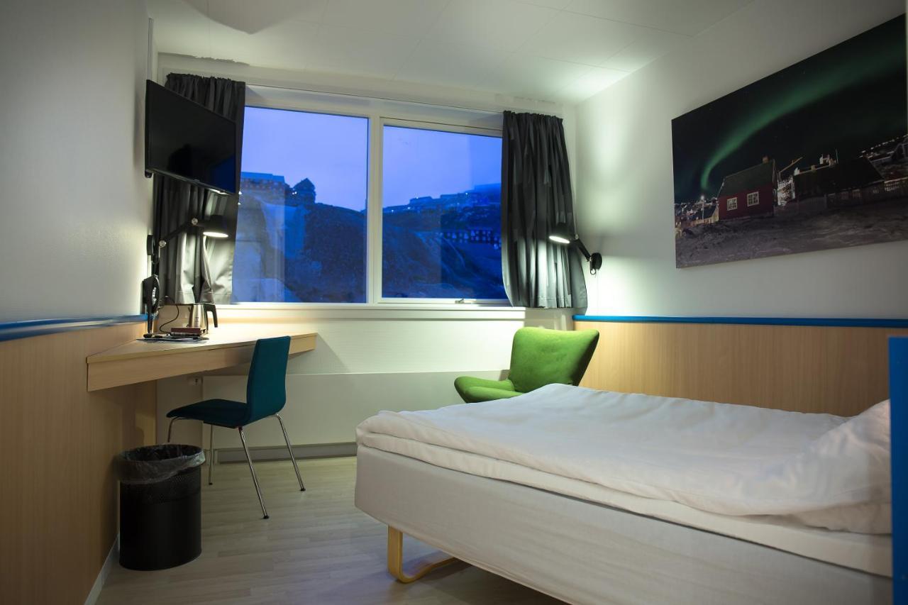 Hotel Qaqortoq Exteriör bild